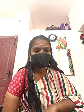 Snapshot of Tamil_Yalini12 chatting on 03/29/26, 08:47 Tamil Yalini12 online show from 03/29/26, 08:47