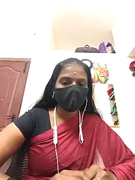 Snapshot of Tamil_Yalini12 chatting on 04/03/26, 09:40 Tamil Yalini12 online show from 04/03/26, 09:40