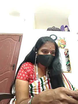 Snapshot of Tamil_Yalini12 chatting on 04/07/26, 05:02 Tamil Yalini12 online show from 04/07/26, 05:02