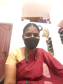 Snapshot of Tamil_Yalini12 chatting on 04/18/26, 05:22 Tamil Yalini12 online show from 04/18/26, 05:22