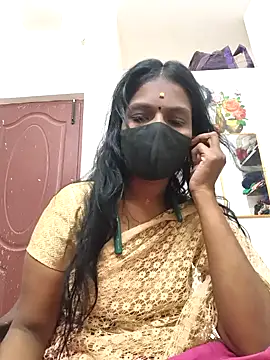 Snapshot of Tamil_Yalini12 chatting on 04/28/26, 03:55 Tamil Yalini12 online show from 04/28/26, 03:55