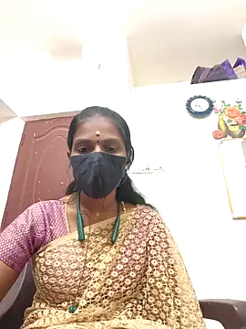Snapshot of Tamil_Yalini12 chatting on 05/04/26, 03:52 Tamil Yalini12 online show from 05/04/26, 03:52