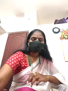 Snapshot of Tamil_Yalini12 chatting on 05/08/26, 01:33 Tamil Yalini12 online show from 05/08/26, 01:33