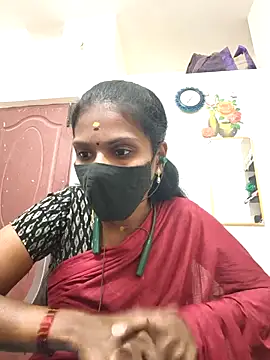 Snapshot of Tamil_Yalini12 chatting on 05/08/26, 01:38 Tamil Yalini12 online show from 05/08/26, 01:38
