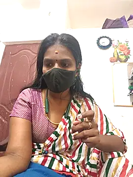 Snapshot of Tamil_Yalini12 chatting on 05/09/26, 03:01 Tamil Yalini12 online show from 05/09/26, 03:01