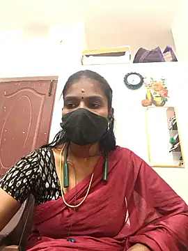 Snapshot of Tamil_Yalini12 chatting on 05/12/26, 01:19 Tamil Yalini12 online show from 05/12/26, 01:19