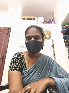 Snapshot of Tamil_Yalini12 chatting on 05/20/26, 02:29 Tamil Yalini12 online show from 05/20/26, 02:29