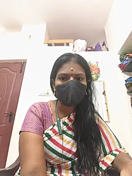 Snapshot of Tamil_Yalini12 chatting on 05/22/26, 02:08 Tamil Yalini12 online show from 05/22/26, 02:08