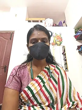 Snapshot of Tamil_Yalini12 chatting on 05/26/26, 03:02 Tamil Yalini12 online show from 05/26/26, 03:02