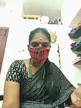 Snapshot of Tamil_Yalini12 chatting on 06/03/26, 04:23 Tamil Yalini12 online show from 06/03/26, 04:23