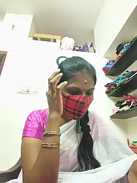 Snapshot of Tamil_Yalini12 chatting on 06/04/26, 05:13 Tamil Yalini12 online show from 06/04/26, 05:13