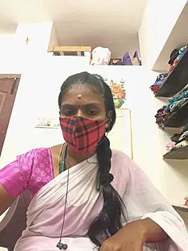 Snapshot of Tamil_Yalini12 chatting on 06/04/26, 06:25 Tamil Yalini12 online show from 06/04/26, 06:25