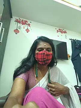 Snapshot of Tamil_Yalini12 chatting on 06/08/26, 04:18 Tamil Yalini12 online show from 06/08/26, 04:18