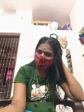 Snapshot of Tamil_Yalini12 chatting on 06/11/26, 04:54 Tamil Yalini12 online show from 06/11/26, 04:54