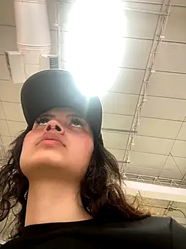 Camila Nyx online show from 11/11/25, 05:46