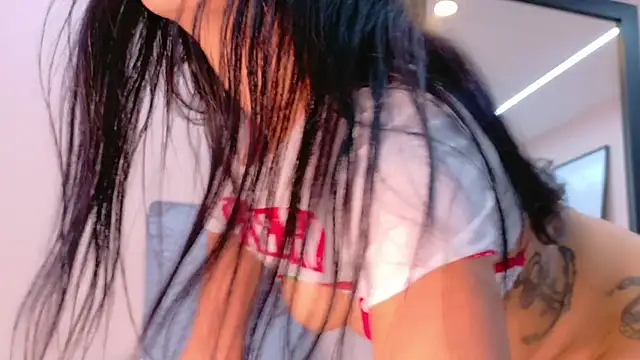 Snapshot of cielo_rivera chatting on 04/17/26, 03:04 cielo rivera online show from 04/17/26, 03:04