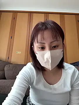 noa 00121 online show from 10/24/25, 02:08