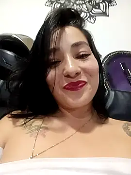 Snapshot of _Luna-1 chatting on 09/28/25, 01:00 Luna-1 online show from 09/28/25, 01:00