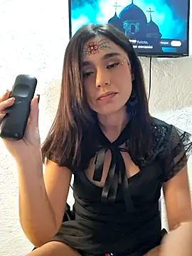 Akane24 online show from 10/31/25, 09:38