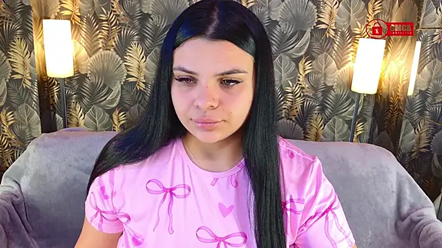 Snapshot of ThiccMady chatting on 11/03/25, 10:16 ThiccMady online show from 11/03/25, 10:16