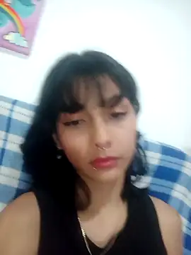 Snapshot of xoxo_milk chatting on 09/24/25, 03:04 xoxo milk online show from 09/24/25, 03:04