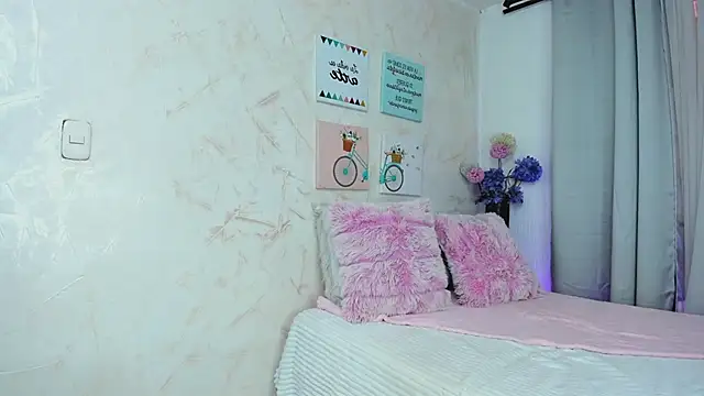 aly-cooperr online show from 11/05/25, 12:49