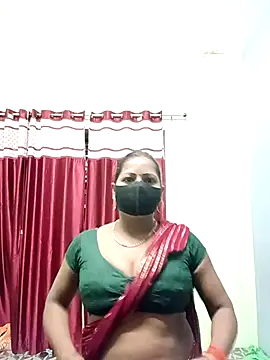 School medam online show from 10/07/25, 11:24