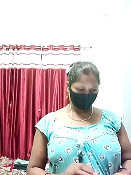 School medam online show from 10/09/25, 03:43