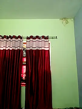 School medam online show from 11/01/25, 10:39