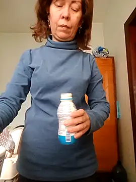 MARYNAMilff online show from 10/22/25, 07:52