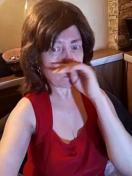 MARYNAMilff online show from 10/24/25, 03:14