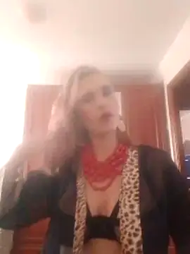 LaraDiva7799 online show from 10/27/25, 10:52