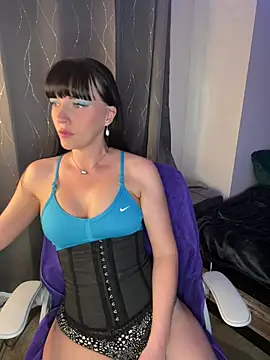 MaciiMayy online show from 06/16/26, 11:40