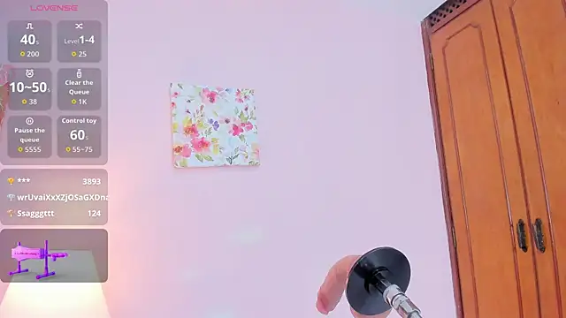 Snapshot of mia_celezte chatting on 11/02/25, 12:07 mia celezte online show from 11/02/25, 12:07