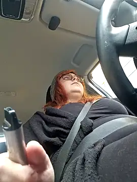 Snapshot of Chrissiosaurus chatting on 10/15/25, 12:16 Chrissiosaurus online show from 10/15/25, 12:16