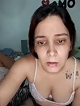 Snapshot of catperigosa chatting on 11/01/25, 10:45 catperigosa online show from 11/01/25, 10:45