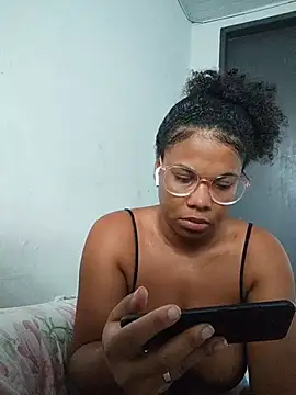 PrettahSantos online show from 07/29/26, 09:51