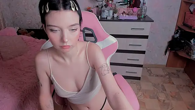 margopink online show from 10/03/25, 04:48