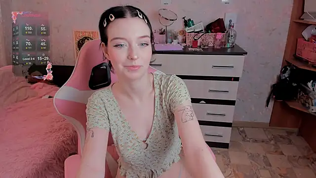 margopink online show from 10/19/25, 10:27