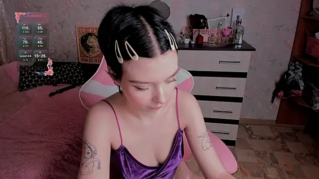 margopink online show from 11/12/25, 03:45