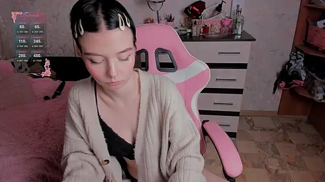 margopink online show from 11/21/25, 07:23