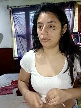 lucixxx14 online show from 10/13/25, 01:44