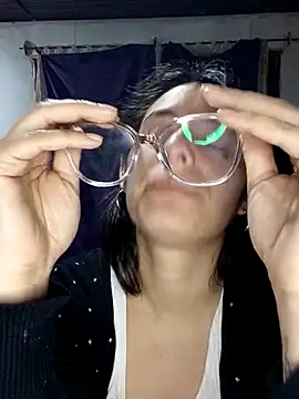 lucixxx14 online show from 10/19/25, 04:46