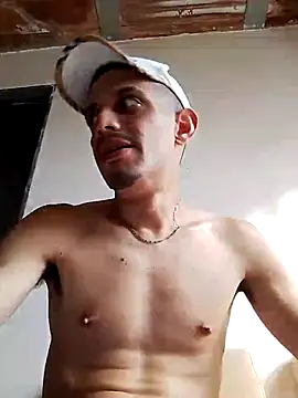 Snapshot of LATINO27CM chatting on 09/23/25, 08:56 LATINO27CM online show from 09/23/25, 08:56