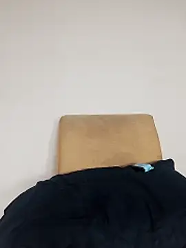 Snapshot of LATINO27CM chatting on 10/25/25, 02:13 LATINO27CM online show from 10/25/25, 02:13