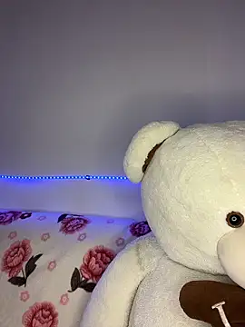 Linda rouse online show from 11/18/25, 10:03