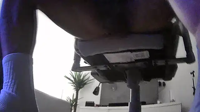 GymKing99 online show from 10/15/25, 08:42