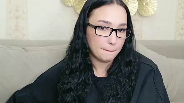 Amanda Choi online show from 09/28/25, 11:37