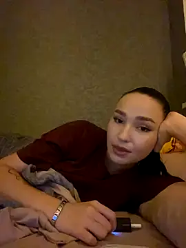 Amanda Choi online show from 10/11/25, 05:44