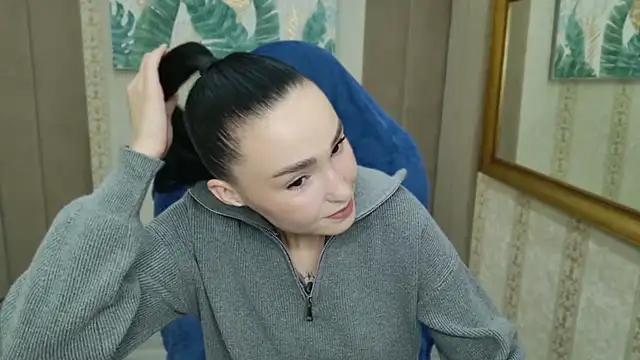 Amanda Choi online show from 10/18/25, 05:21